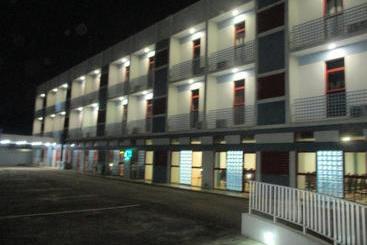 هتل Aegeyi Grand Express