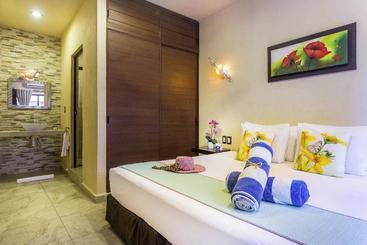 هتل Moon Dreams Villas El Jardin