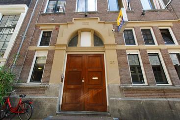 Shelter City Christian Hostel