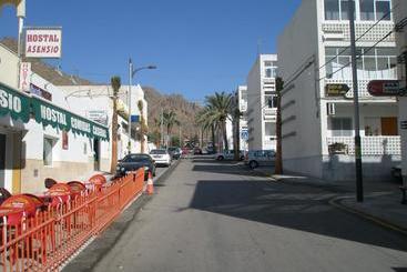 هاستل Hostal Asensio Nijar