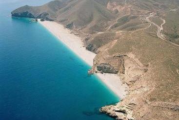 هاستل Hostal Asensio Nijar