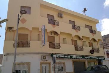 هاستل Hostal Asensio Nijar