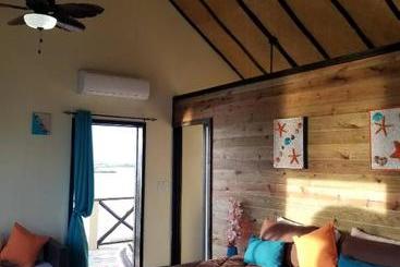 هتل Lina Point Belize Overwater Resort