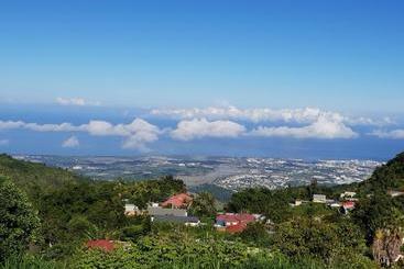 تختخواب و صبحانه Gite Bienvenue Dans Les Hauts