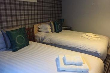 تختخواب و صبحانه Keeru S Guest House