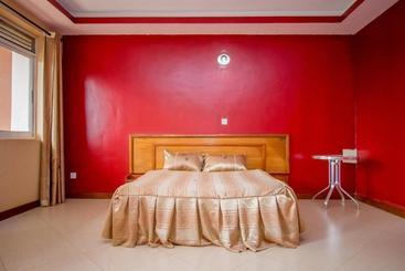 هتل Pel Arps & Apartments