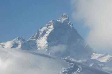 Rifugio Alpino L Ermitage  Hostel