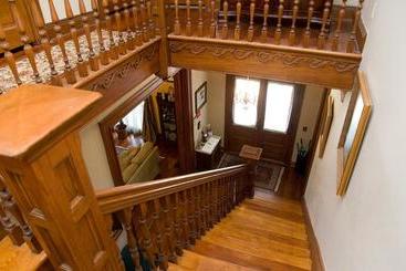 تختخواب و صبحانه 1896 O'malley House
