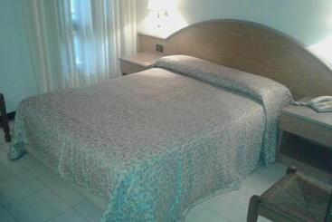 فندق Albergo Ristorante Leon D'oro