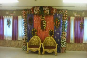 هتل Shivam Inn