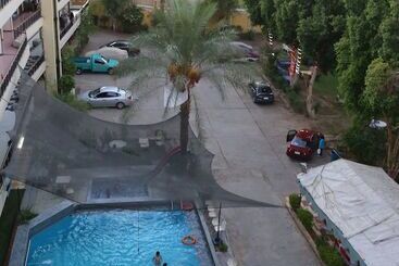 Rezeiky Hotel & Camp