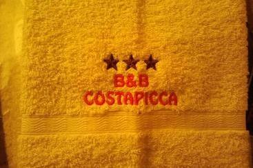 تختخواب و صبحانه Costapicca