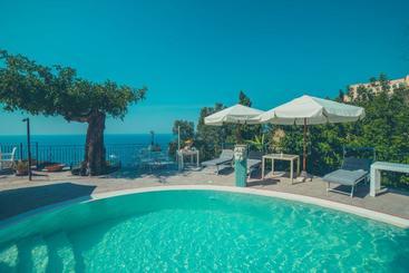 هتل Meridiana  Taormina