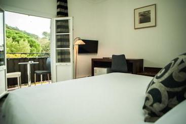 هتل B Lodge