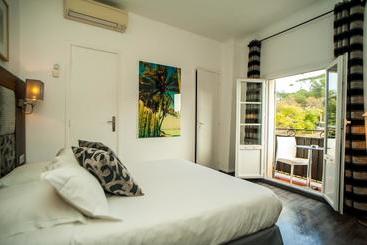هتل B Lodge