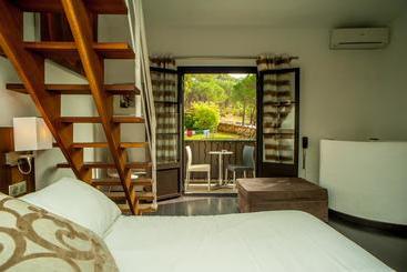 هتل B Lodge