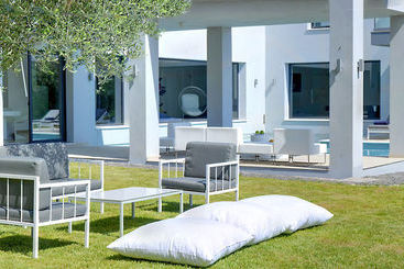 Luxury Villa Eve