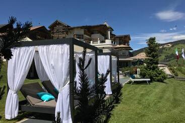 فندق Dolasilla Mountain Panoramic Wellness