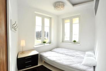 هتل Midtown Hostel