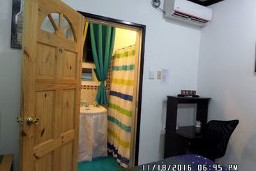 پانسیون Liam S Guest House On The Avenue