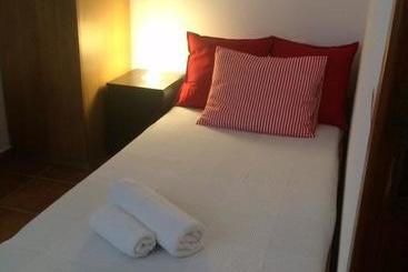 Red Star Surf   Hostel
