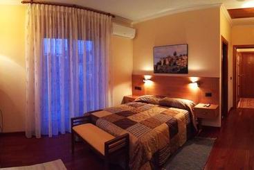 Hotel Rural Montecristo