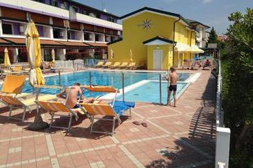 هتل Villaggio Margherita