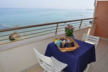 La Scogliera Blu