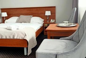 Wodnik Twój Hotel Z Widokiem Na Morze