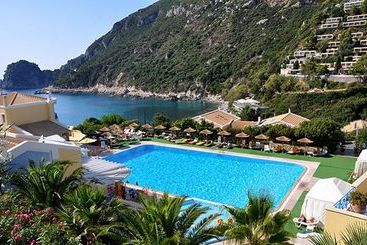 Отель Ithea Suites