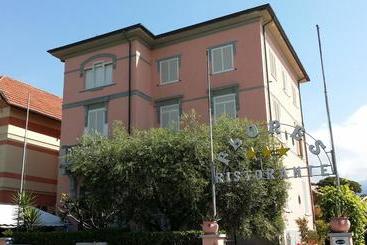 בית מלון כפרי Villa Flores