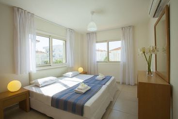 Athina Villa 8