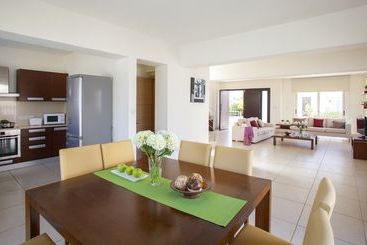 Athina Villa 8