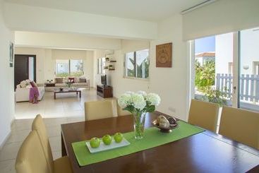 Athina Villa 8