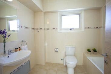 Athina Villa 8