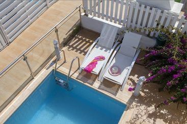 Athina Villa 8