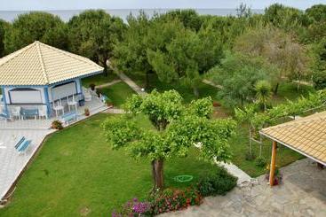هتل Golden Beach