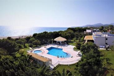 هتل Golden Beach