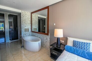هتل Grand Muthu Cayo Guillermo