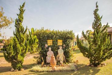 ホテル Verdes Em Cantos Pousada