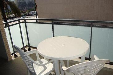 Apartamentos Las Palmeras 3000