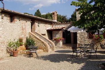تختخواب و صبحانه Borgo Gallinaio