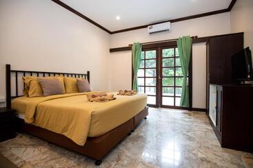Diamond Hill Resort