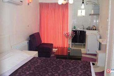 هتل Neyestan Apartment