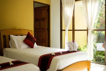 Petch Rim Tan Resort