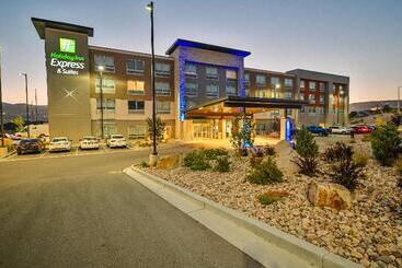 בית מלון כפרי Holiday Inn Express & Suites Lehi   Thanksgiving Point, An Ihg