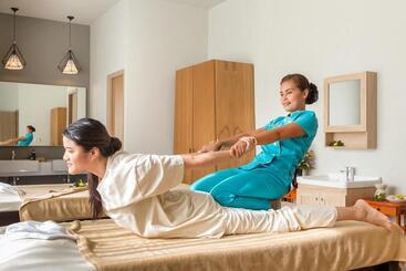 فندق X10 Khaolak Resort