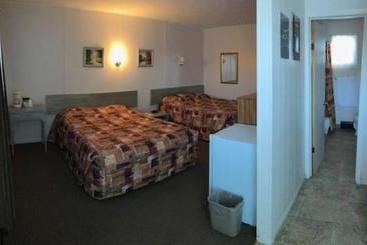 New Country Motel