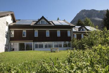 هاستل Juhui Lenzerheide