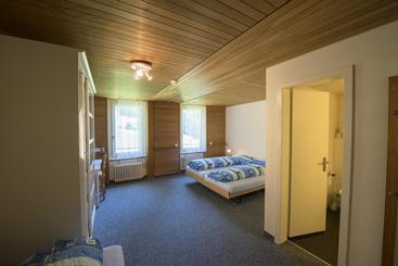 هاستل Juhui Lenzerheide